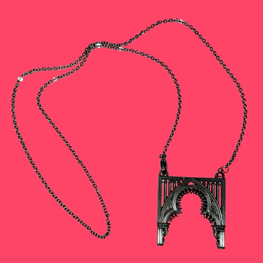 Petals & Poison “Allerdale Arches” Necklace Gothic